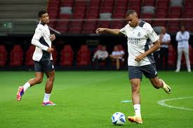 徐杰22+11 莫兰德8+19+10+4帽 广东终结山东5连胜.